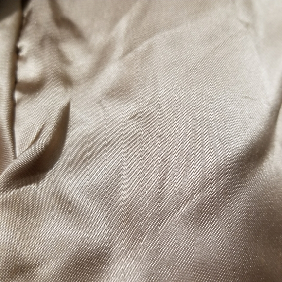 Wilsons Natural Red Fox Fur - Picture 14 of 16